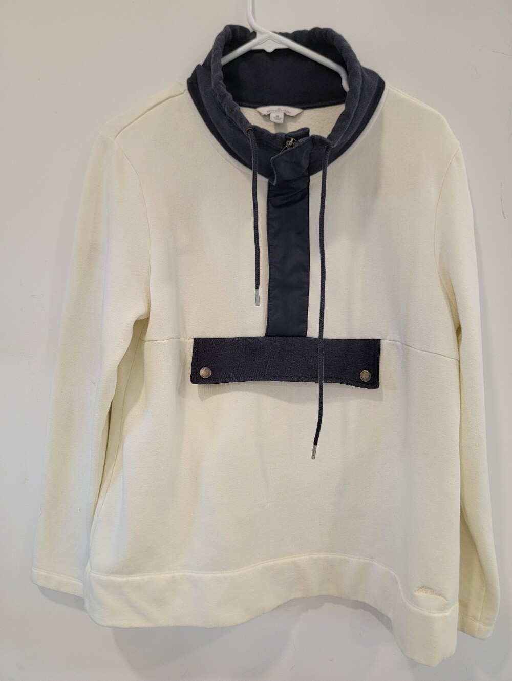 LL Bean Signature Cream and Navy Zip Funnel Neck Organic Cotton Anorak Medium